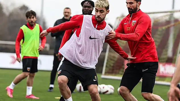 Kayserispor, Başakşehir maçı hazırlıklarına başladı