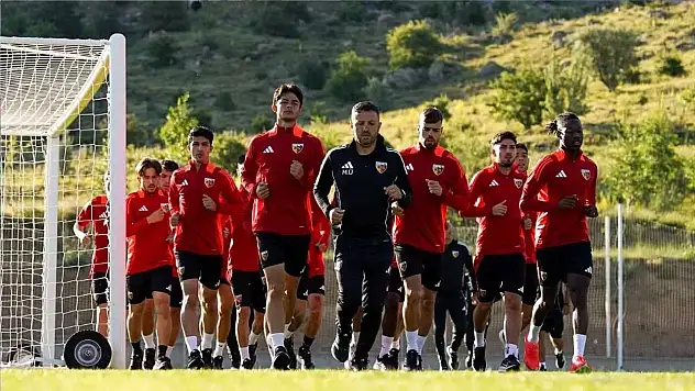 Kayserispor, Erciyes'te 2'nci etap kampını tamamladı