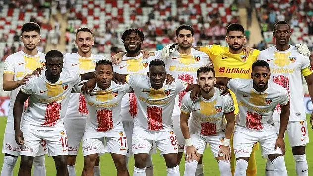 Kayserispor yenilmezlik serisini sürdürdü