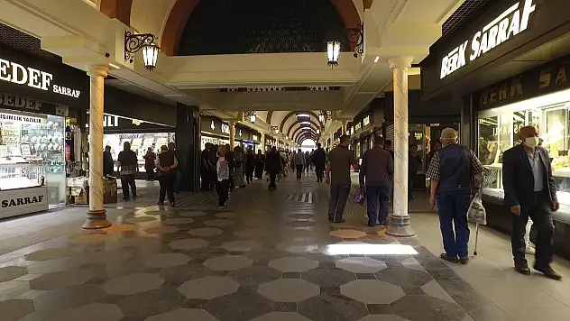 Kazancılar çarşısı yine haliyle hizmette
