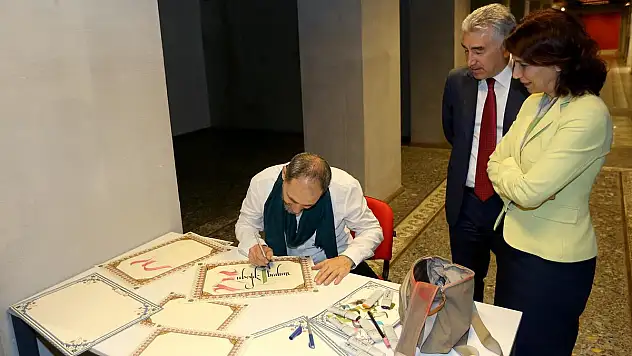 KELİMENİN KALBİ' ADLI KALİGRAFİ SÖZ RESİM SERGİSİ AÇILDI