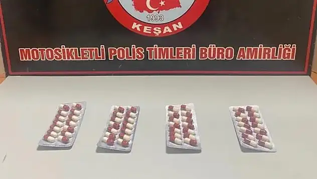 Keşan'da 56 adet sentetik ecza ele geçirildi