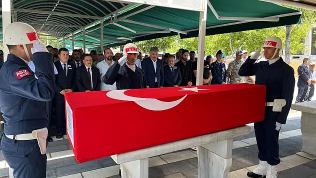 Kıbrıs Gazisi son yolculuğuna uğurlandı