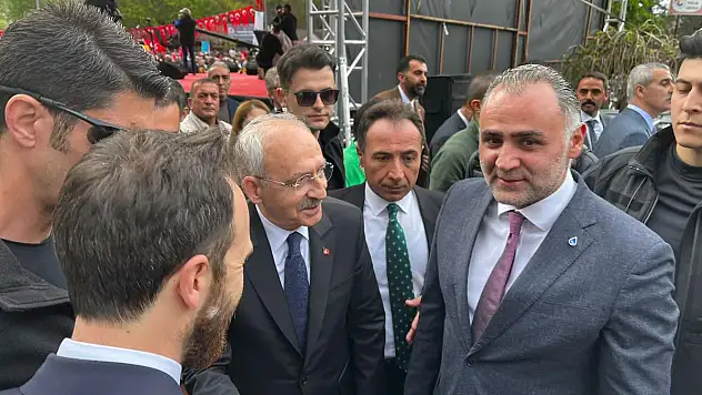 KILIÇDAROĞLU, ÖZSOY'U BAĞRINA BASTI