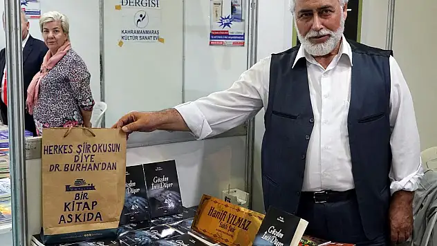 Kitap Fuarında Bir İlk: Kitap Askıda