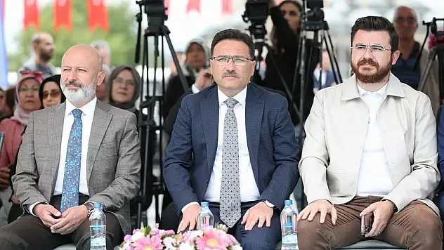 KOCASİNAN AKADEMİ, EL EMEĞİ GÖZ NURUNU SERGİLİYOR