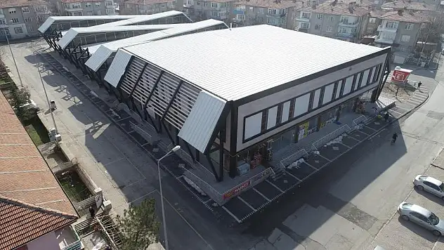 KOCASİNAN AKADEMİ KURSİYERLERİ, ÇOCUKLARININ ELBİSELERİNİ  KENDİLERİ DİKİYOR