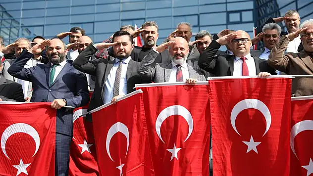 KOCASİNAN BELEDİYE MECLİSİ, TEK YÜREK