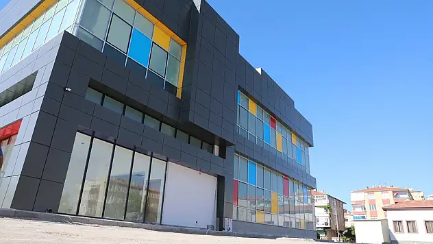 KOCASİNAN BELEDİYESİ'NDEN ERKEKLERE ÖZEL TESİS