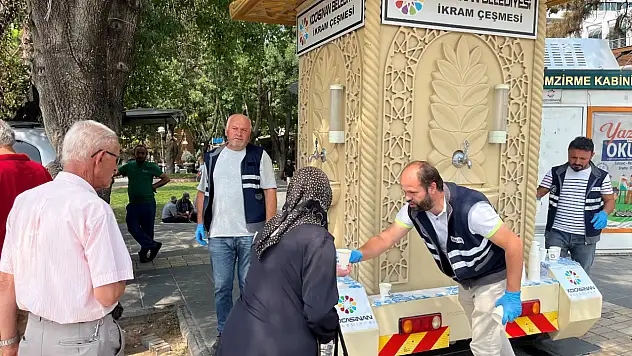 Kocasinan Belediyesi'nden vatandaşa serin ikram