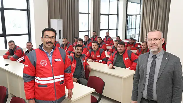Kocasinan Belediyesi'nden veteriner ekiplerine eğitim
