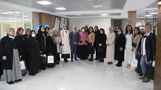 KOCASİNAN'DA BELEDİYECİLİKTE ÖNDE