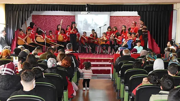 KOCASİNAN'DA ÇANAKKALE RUHU BİR KEZ DAHA YAŞATILDI