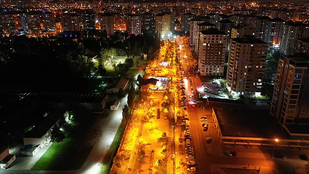 KOCASİNAN'DA DAHA FONKSİYONEL PARKLAR, MUTLU ÇOCUKLAR