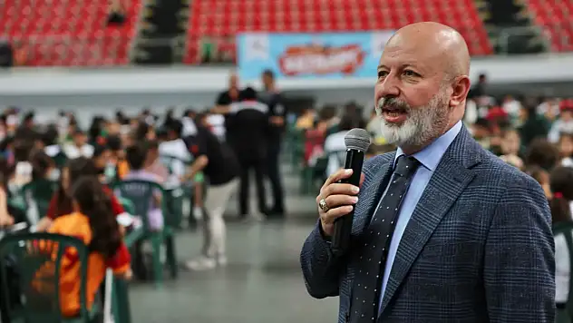 Kocasinan'da İlkokullar arası Satranç turnuvası ödülleri verildi