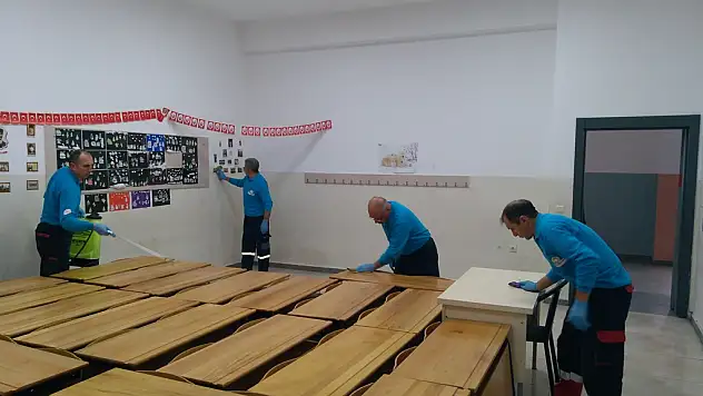 KOCASİNAN'DAN DÜNYA STANDARTLARINDA TEMİZLİK HİZMETİ
