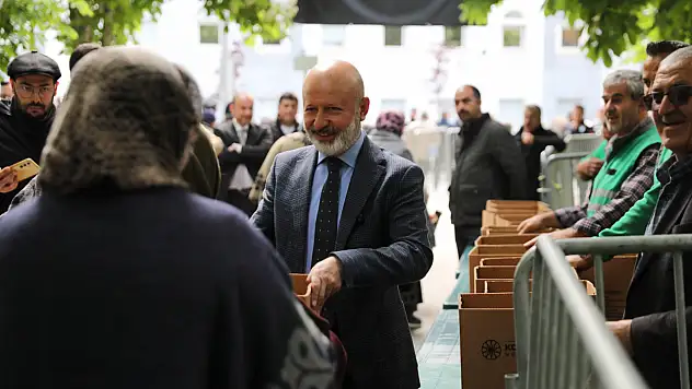 Kocasinan'ın Domates Fidesi Geleneği Yine Yoğun İlgi Gördü