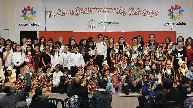 KOCASİNANLI ÇOCUKLARDAN MUHTEŞEM YIL SONU ETKİNLİĞİ