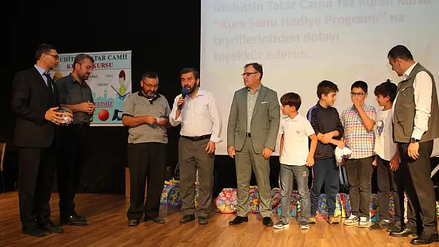 KUR'AN KURSU ÖĞRENCİLERİ ÖDÜLLENDİRİLDİ