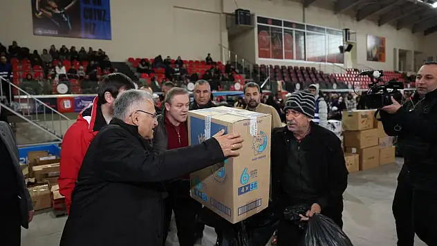 KYK YURTLARINDA 10 BİN DEPREMZEDE KALIYOR