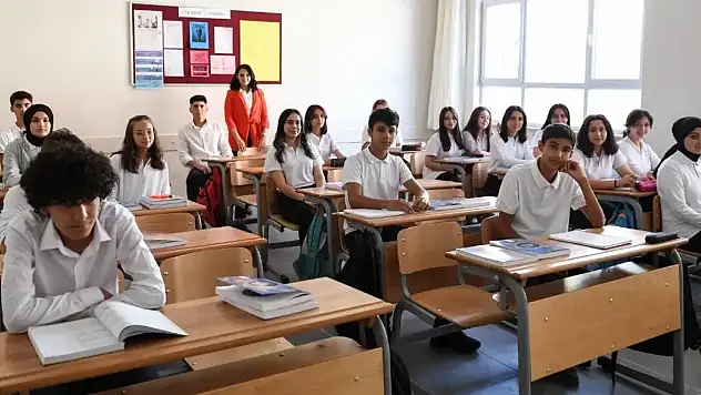 Liselerde eğitim süresi kısalacak mı?