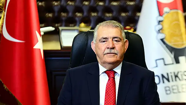 MAHÇİÇEK ÖĞRENCİLERE BAŞARILAR DİLEDİ
