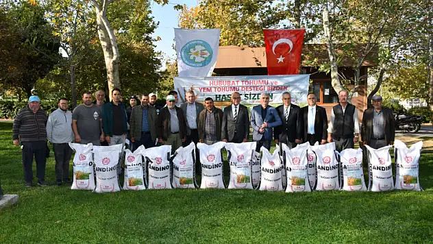 Manisa Büyükşehir'den Çiftçilerin Yüzü Gülecek