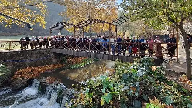 Manisalı kadınlar adım adım gezdi