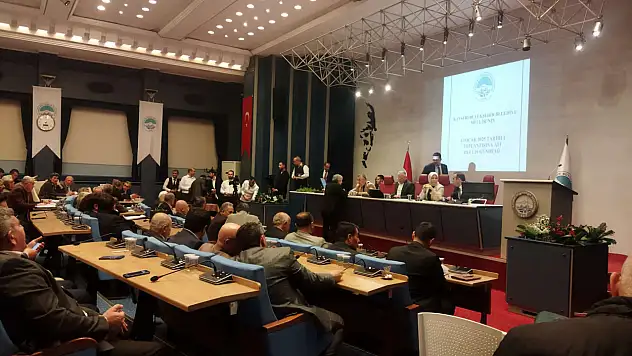 Mecliste vergi tartışması yaşandı