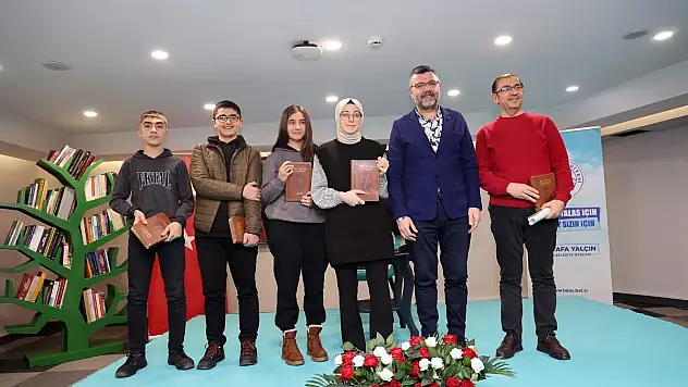 MEHMET AKİF TALAS'TA ANLATILDI