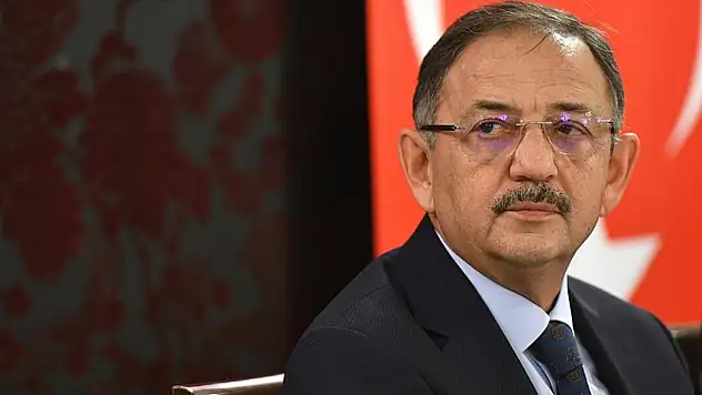 Mehmet Özhaseki ERÜ Tıp Fakültesi'nde Anjiyo oldu