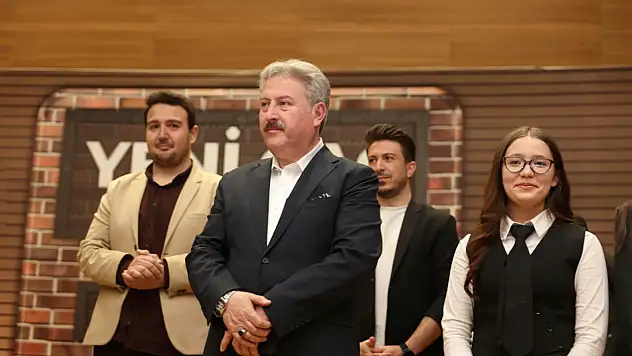 Mektep Melikgazi'den Alkış Alan Oyun