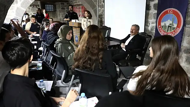 Mektep Melikgazi Geleceğin Düşünce Liderlerini Yetiştiriyor