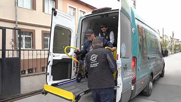 Melikgazi'de Engeller Sevgiyle Aşılıyor