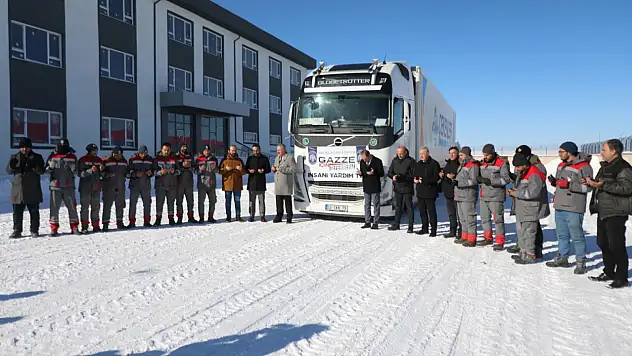 Melikgazi'den Gazze'ye insani yardım tırı dualarla uğurlandı