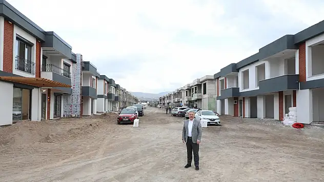 Melikgazi'nin ilk yatay mimari projesi hızla yükseliyor