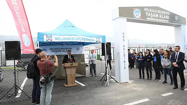 MELİKGAZİ OLARAK İLK GÜNDEN BERİ DEPREM BÖLGELERİNDE