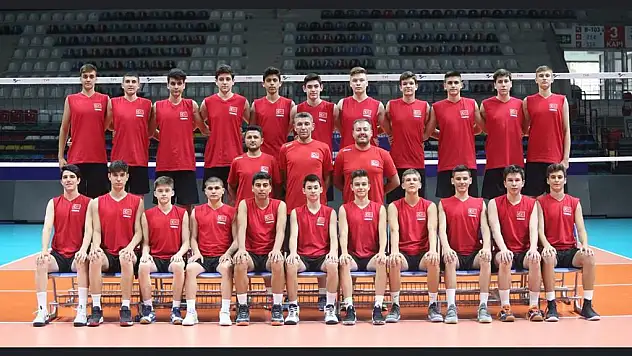 MELİKGAZİ VOLEYBOL TAKIMI GALİBİYETE ABONE OLDU