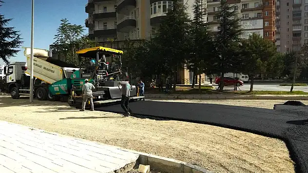 MELİKGAZİ'DE ASFALT ÇALIŞMALARI