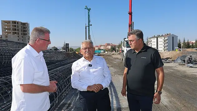 Meteoroloji Katlı kavşağı'nda çalışmalar sürüyor