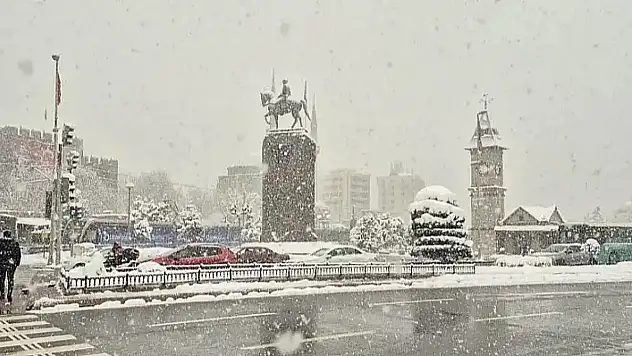 Meteoroloji uyardı kentte soğuk hava etkisini sürdürecek