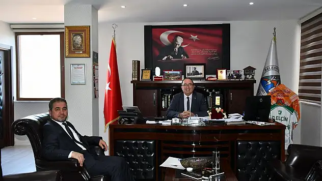 MEVLİD-İ NEBİ HAFTASI'NDA, BAŞKAN ELÇİN'E GÜL TAKDİM EDİLDİ