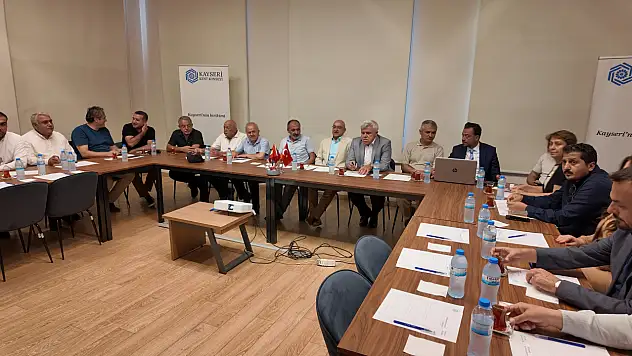 Milletvekili Cıngı'dan Kayseri kent konseyi'ne ziyaret