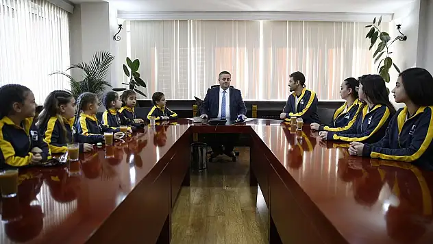 MİLLİ DANSÇILAR BÜYÜKŞEHİR'DE