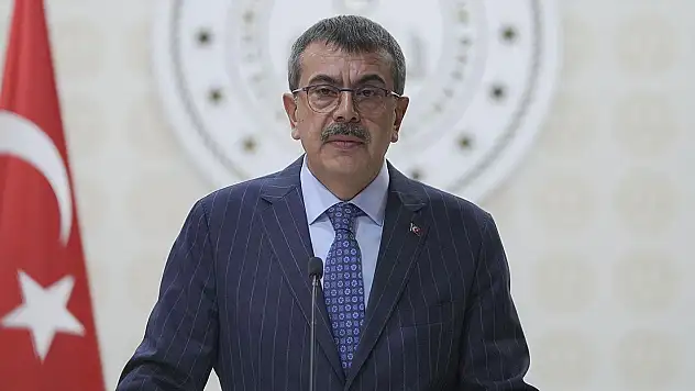 Milli Eğitim Bakanı Tekin: 'Ara Tatilleri Kaldırmıyoruz'