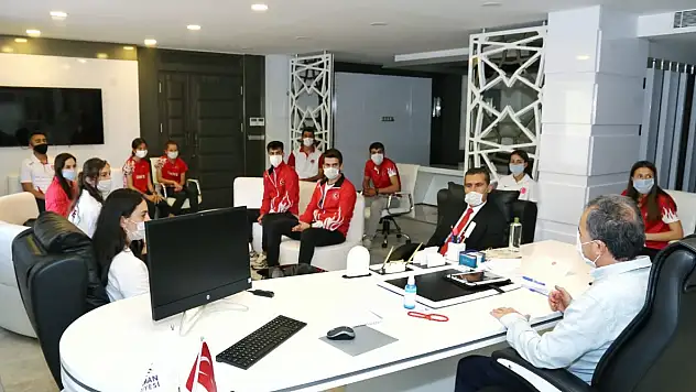 Milli Sporculardan Başkan Kılınç'a Ziyaret