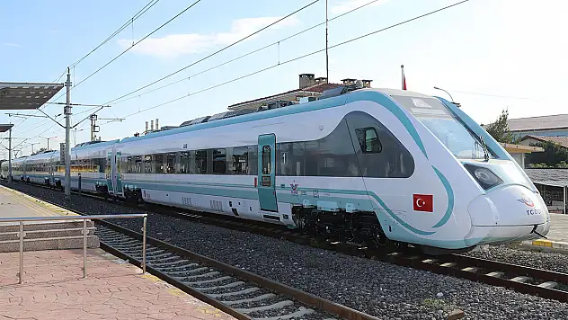 MİLLİ TREN SETİNDE SERİ ÜRETİME GEÇİLDİ