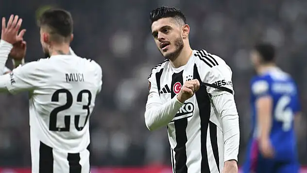 Milot Rashica'dan gol sonrası anlamlı hareket