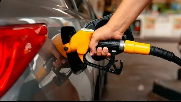 MOTORİN'E 84 KURUŞ DAHA İNDİRİM