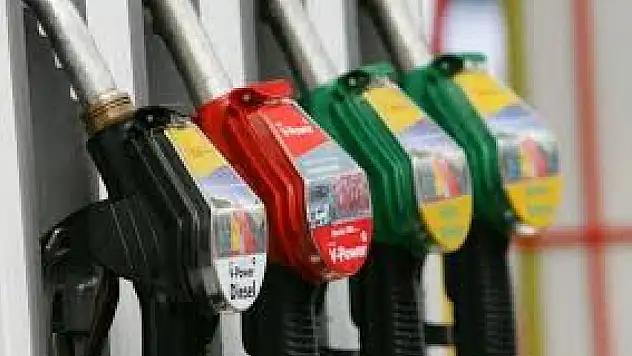 Motorine bu gece 1,78 TL zam